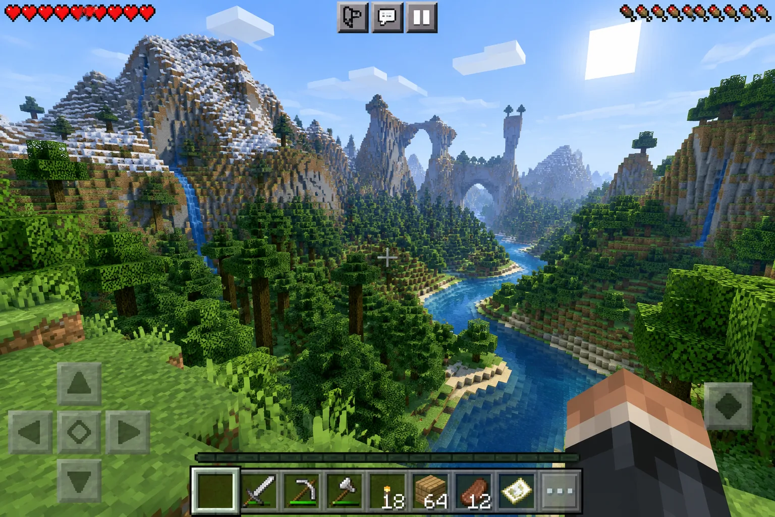 Người chơi đang xây nhà sinh tồn ban đêm trong Minecraft PE với lửa đèn chiếu sáng