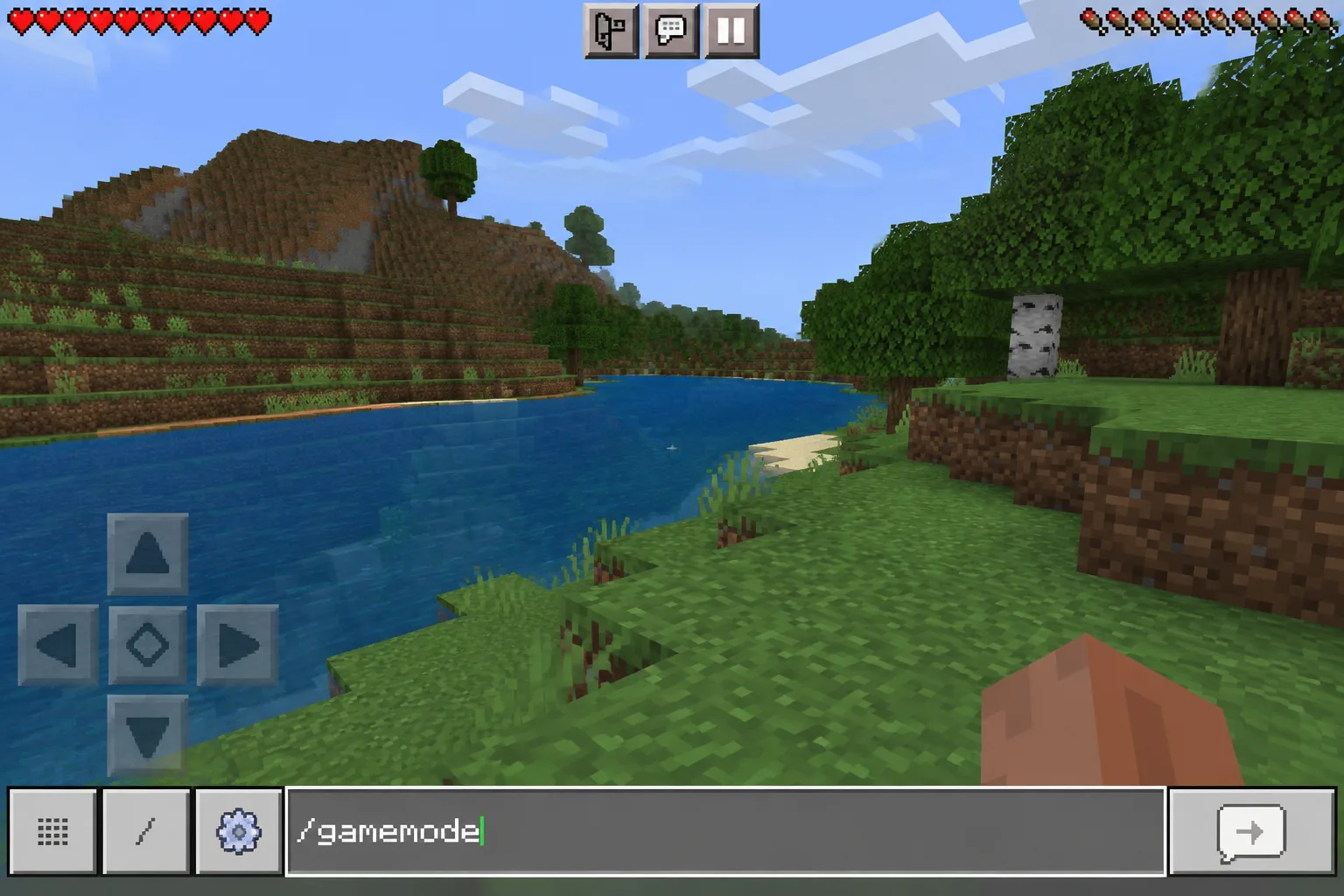 Gõ lệnh cheat `/give @s diamond 64` trong Minecraft PE để nhận kim cương trên Android